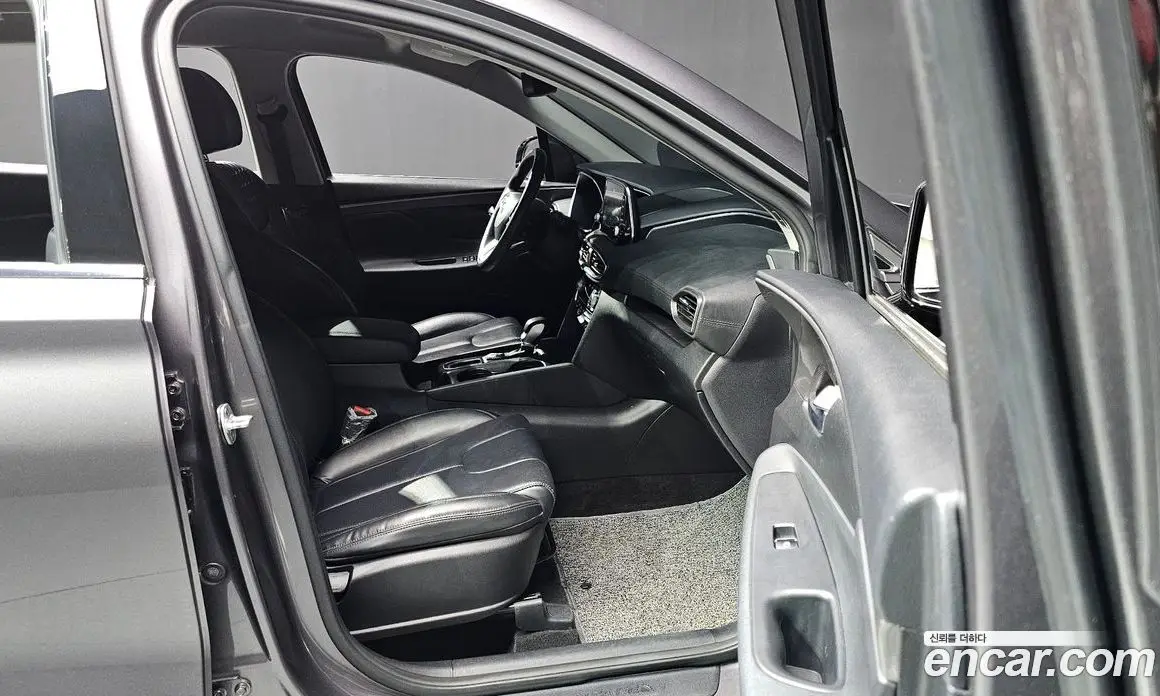 Hyundai Santa Fe 2018 2.0 автомат (гидро), фото 17