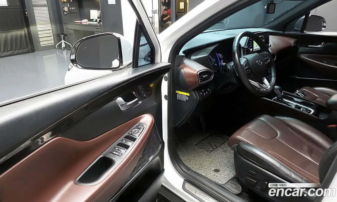 Hyundai Santa Fe 2018 2.0 автомат (гидро), фото 13