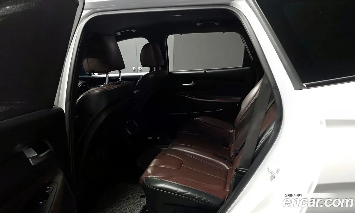 Hyundai Santa Fe 2018 2.0 автомат (гидро), фото 16