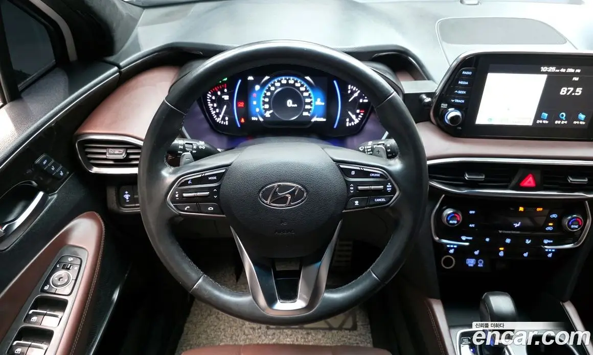 Hyundai Santa Fe 2018 2.0 автомат (гидро), фото 19