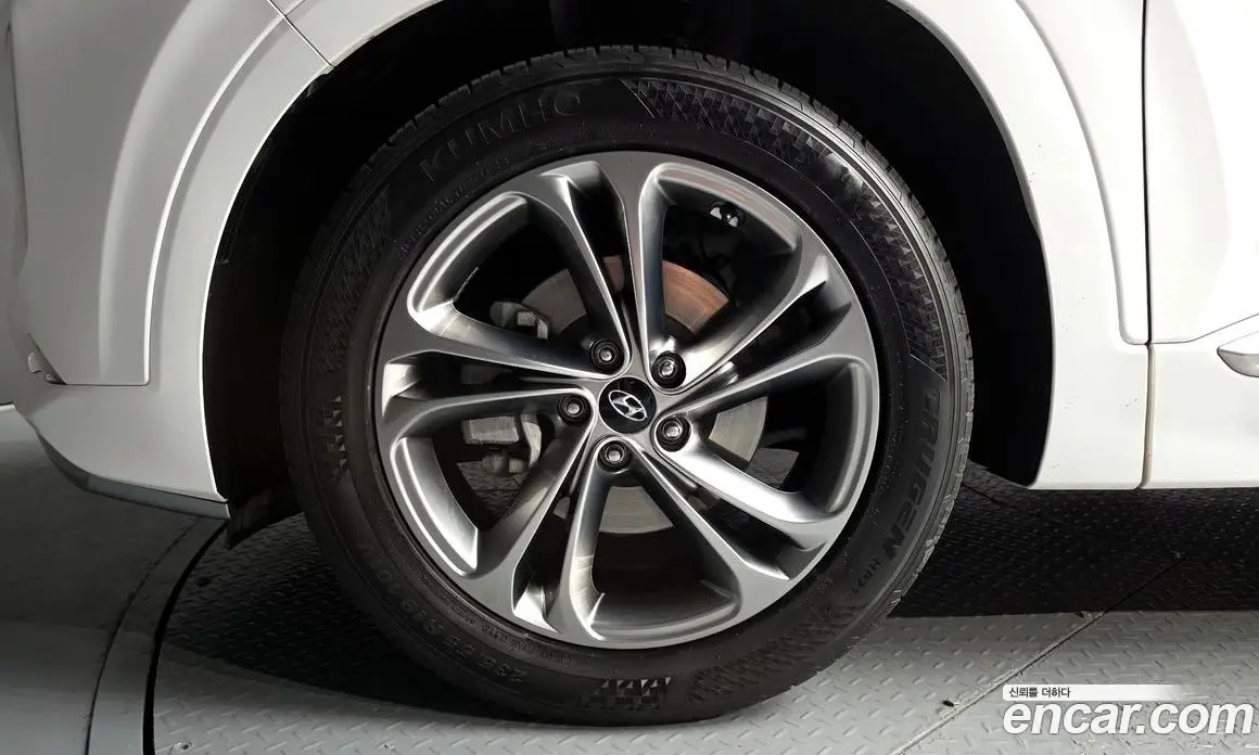 Hyundai Santa Fe 2018 2.0 автомат (гидро), фото 5