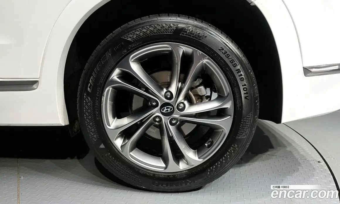 Hyundai Santa Fe 2018 2.0 автомат (гидро), фото 7
