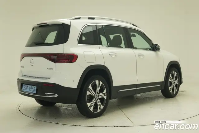 Mercedes-Benz EQB 2025 0.4 автомат (гидро), миниатюра 2