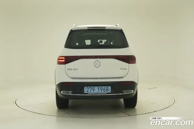 Mercedes-Benz EQB 2025 0.4 автомат (гидро), миниатюра 4