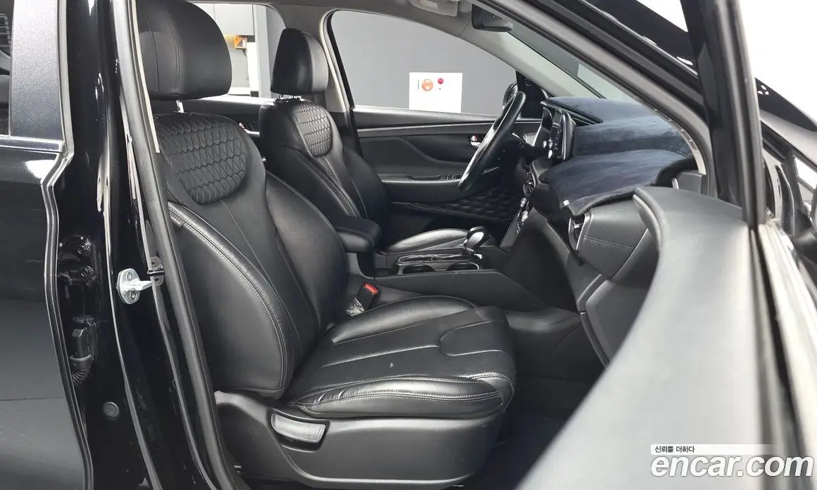 Hyundai Santa Fe 2019 2.0 автомат (гидро), фото 17