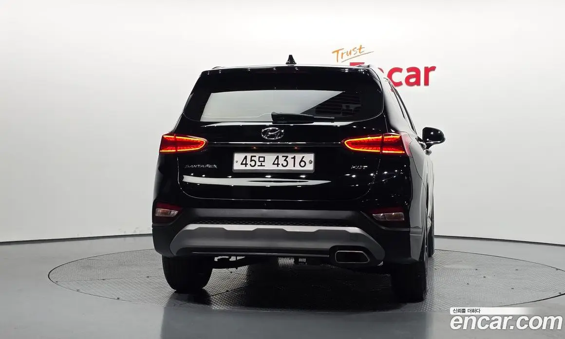 Hyundai Santa Fe 2019 2.0 автомат (гидро), фото 4