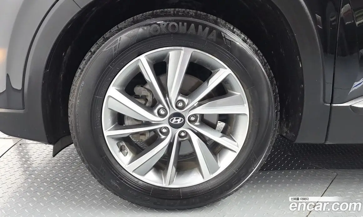 Hyundai Santa Fe 2019 2.0 автомат (гидро), фото 7