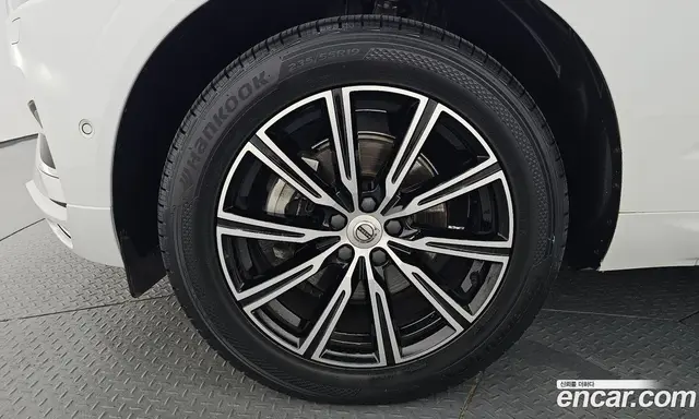 Volvo XC60 2021 2.0 автомат (гидро), миниатюра 4