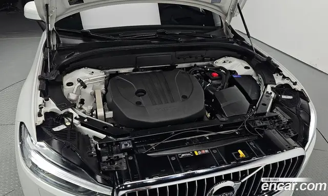 Volvo XC60 2021 2.0 автомат (гидро), миниатюра 5