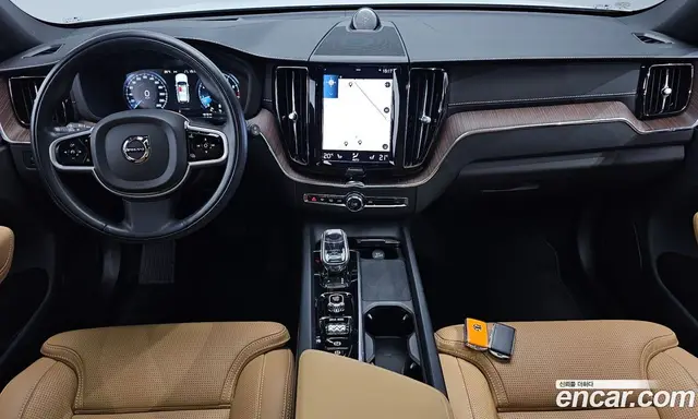 Volvo XC60 2021 2.0 автомат (гидро), миниатюра 9