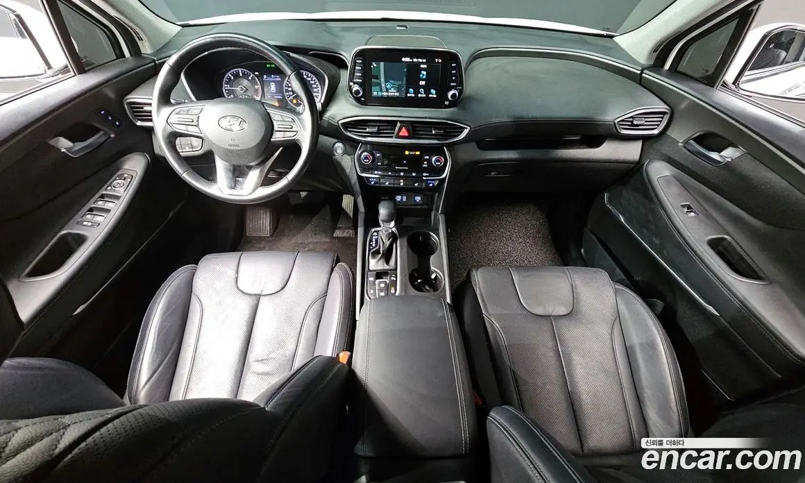 Hyundai Santa Fe 2019 2.0 автомат (гидро), фото 7 Hyundai Santa Fe 2019 2.0 автомат (гидро), фото 7
