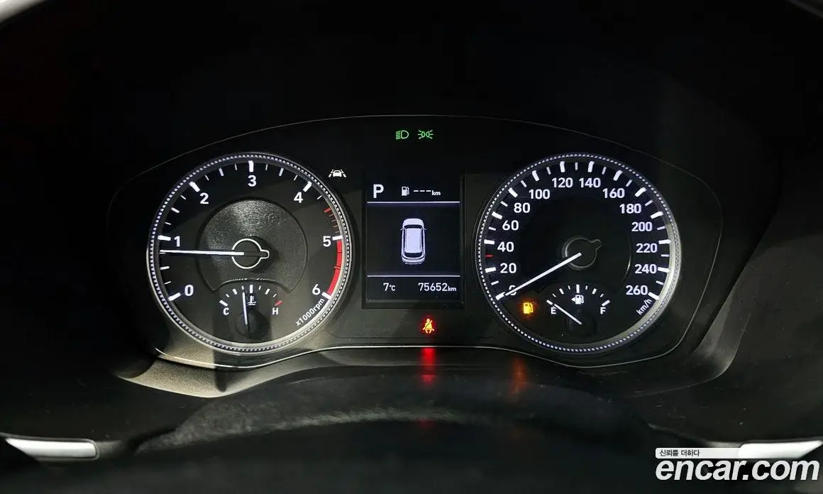 Hyundai Santa Fe 2019 2.0 автомат (гидро), фото 8 Hyundai Santa Fe 2019 2.0 автомат (гидро), фото 8