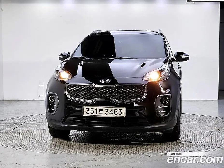 Kia Sportage 2016 1.7 автомат (гидро), фото 3 Kia Sportage 2016 1.7 автомат (гидро), фото 3