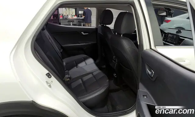 Kia Stonic 2018 1.6 автомат (гидро), миниатюра 12