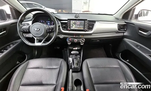 Kia Stonic 2018 1.6 автомат (гидро), миниатюра 7