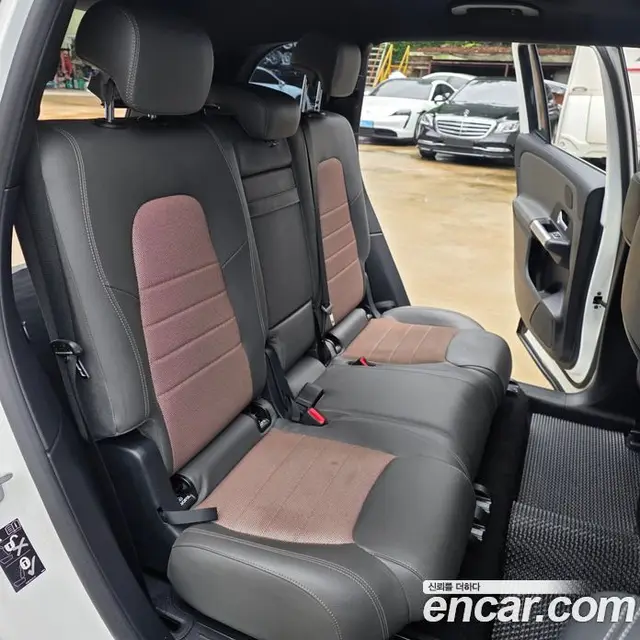 Mercedes-Benz EQB 2024 0.2 автомат (гидро), миниатюра 12