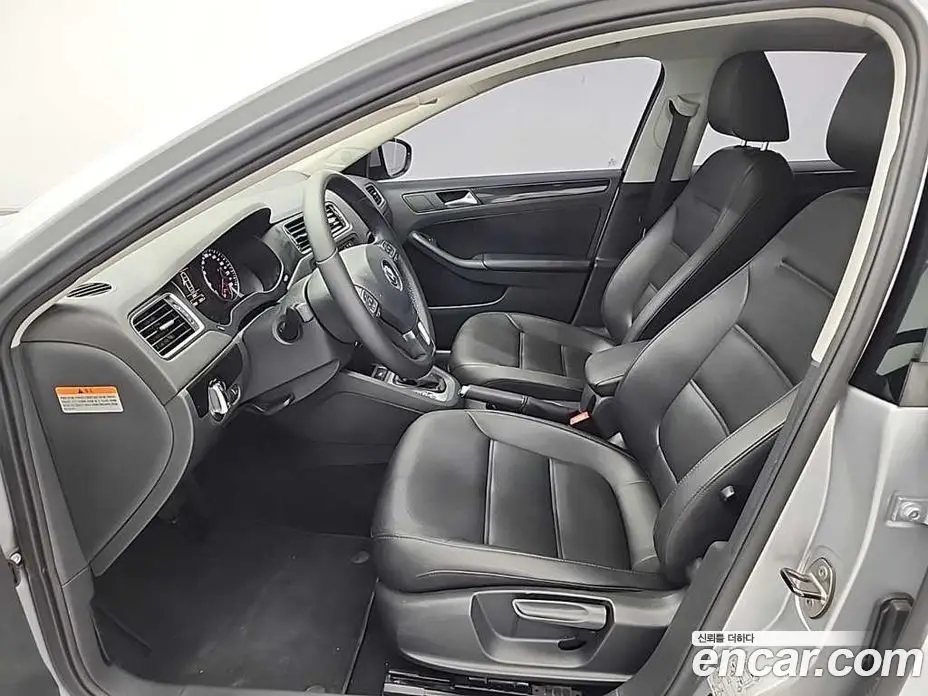 Volkswagen Jetta 2014 2.0 автомат (гидро), фото 11