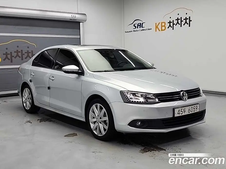 Volkswagen Jetta 2014 2.0 автомат (гидро), фото 4