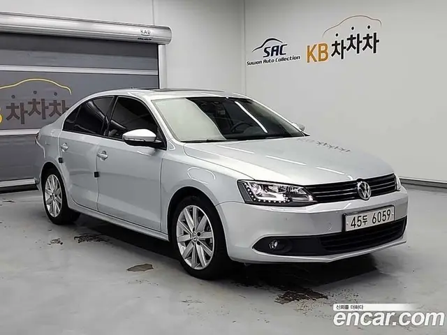 Volkswagen Jetta 2014 2.0 автомат (гидро), миниатюра 4