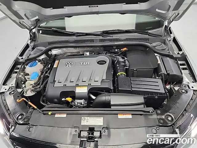 Volkswagen Jetta 2014 2.0 автомат (гидро), миниатюра 5