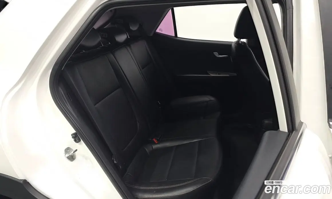 Kia Stonic 2017 1.6 автомат (гидро), фото 11