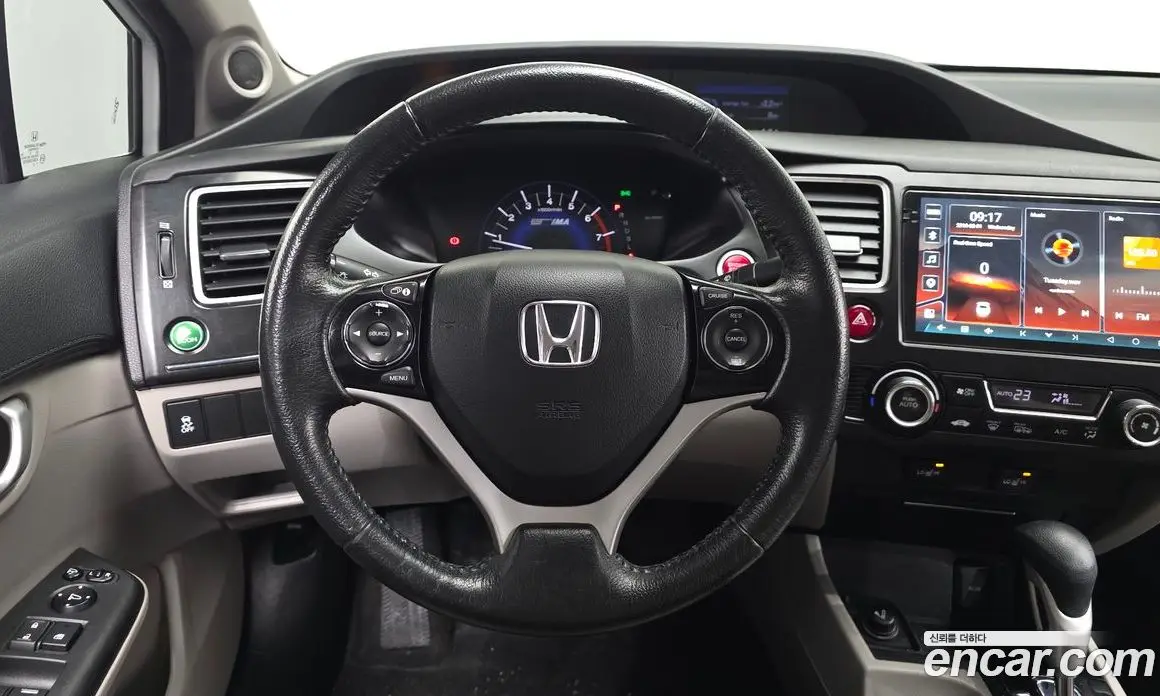 Honda Civic 2013 1.5 автомат (гидро), фото 13