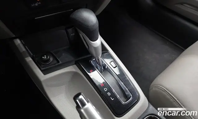 Honda Civic 2013 1.5 автомат (гидро), миниатюра 9