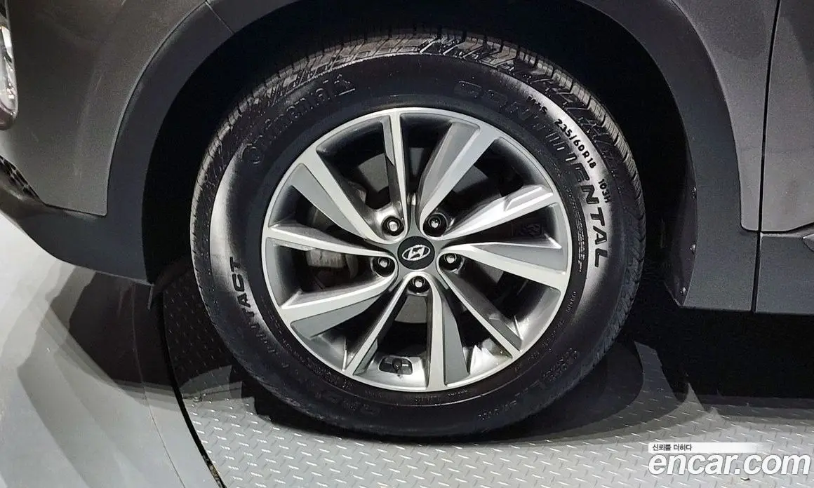 Hyundai Santa Fe 2019 2.0 автомат (гидро), фото 5