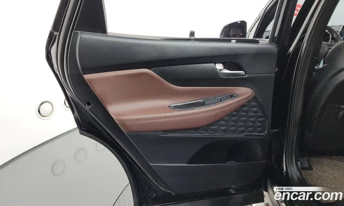 Hyundai Santa Fe 2019 2.0 автомат (гидро), фото 15 Hyundai Santa Fe 2019 2.0 автомат (гидро), фото 15