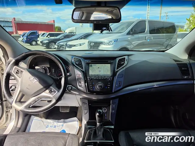 Hyundai i40 2013 1.7 автомат (гидро), миниатюра 7