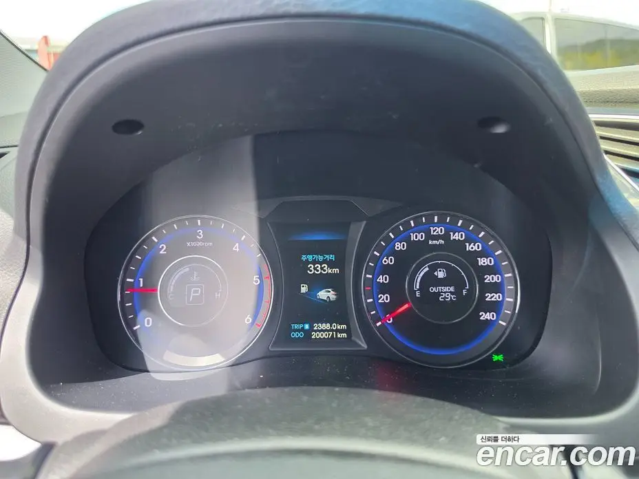 Hyundai i40 2013 1.7 автомат (гидро), фото 9