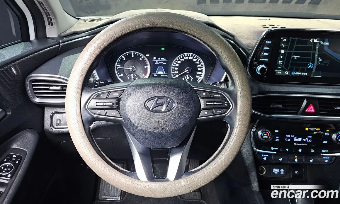 Hyundai Santa Fe 2018 2.0 автомат (гидро), фото 17