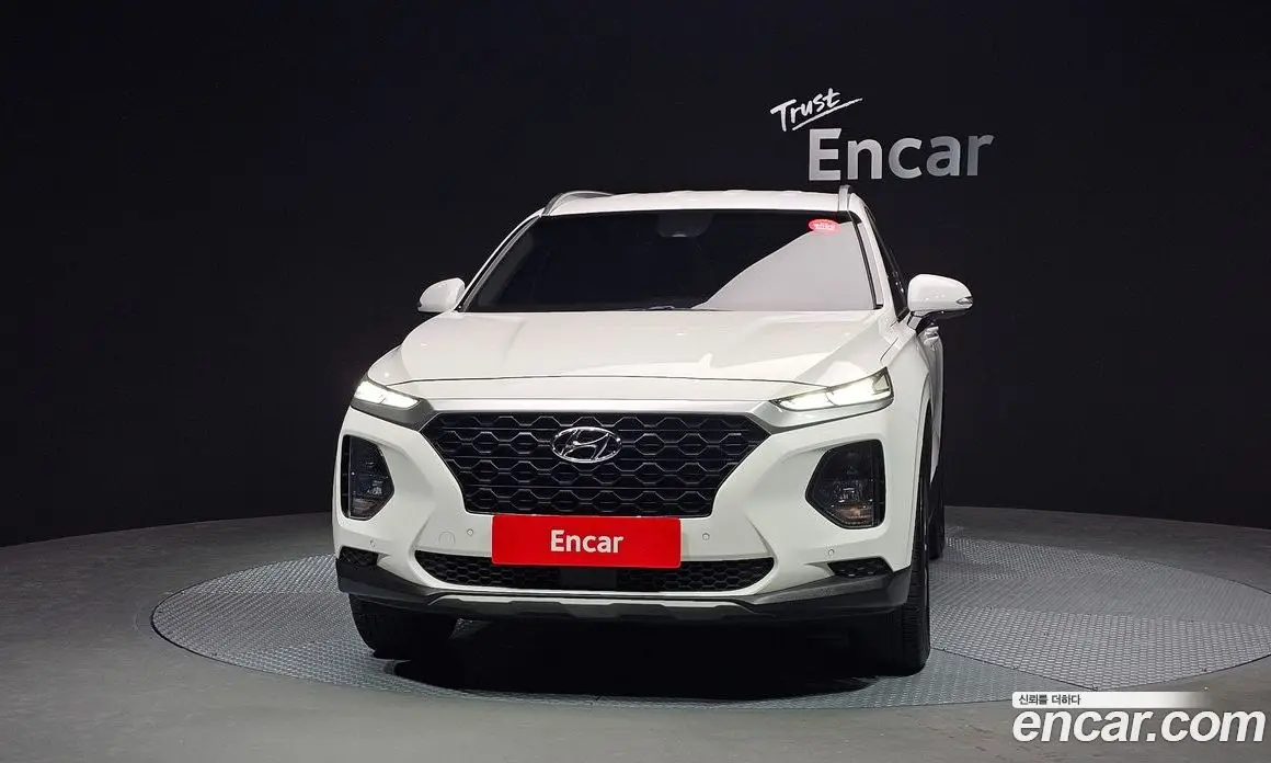 Hyundai Santa Fe 2018 2.0 автомат (гидро), фото 3