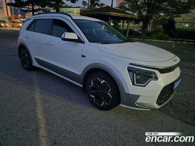 Kia Niro, 2022, 281 000 км