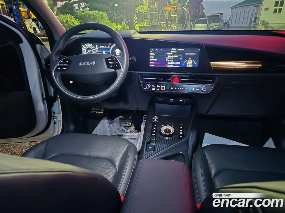 Kia Niro 2022 0.2 автомат (гидро), фото 13
