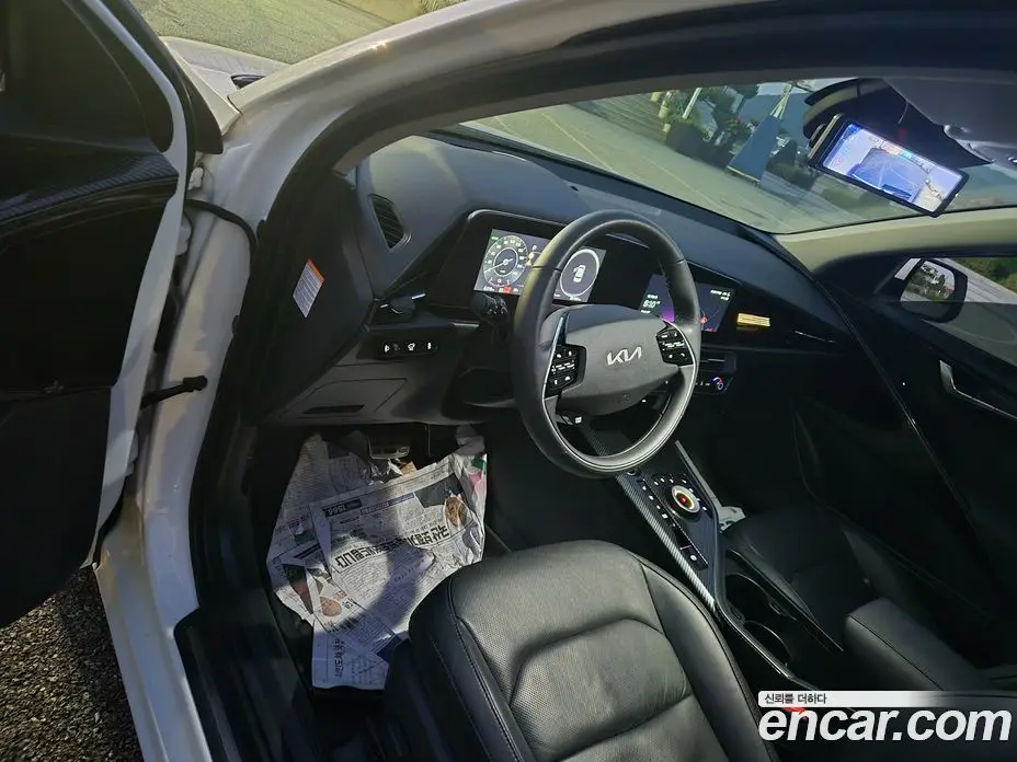Kia Niro 2022 0.2 автомат (гидро), фото 5