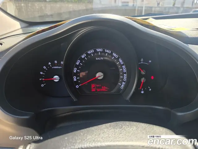 Kia Sportage 2012 2.0 автомат (гидро), миниатюра 12
