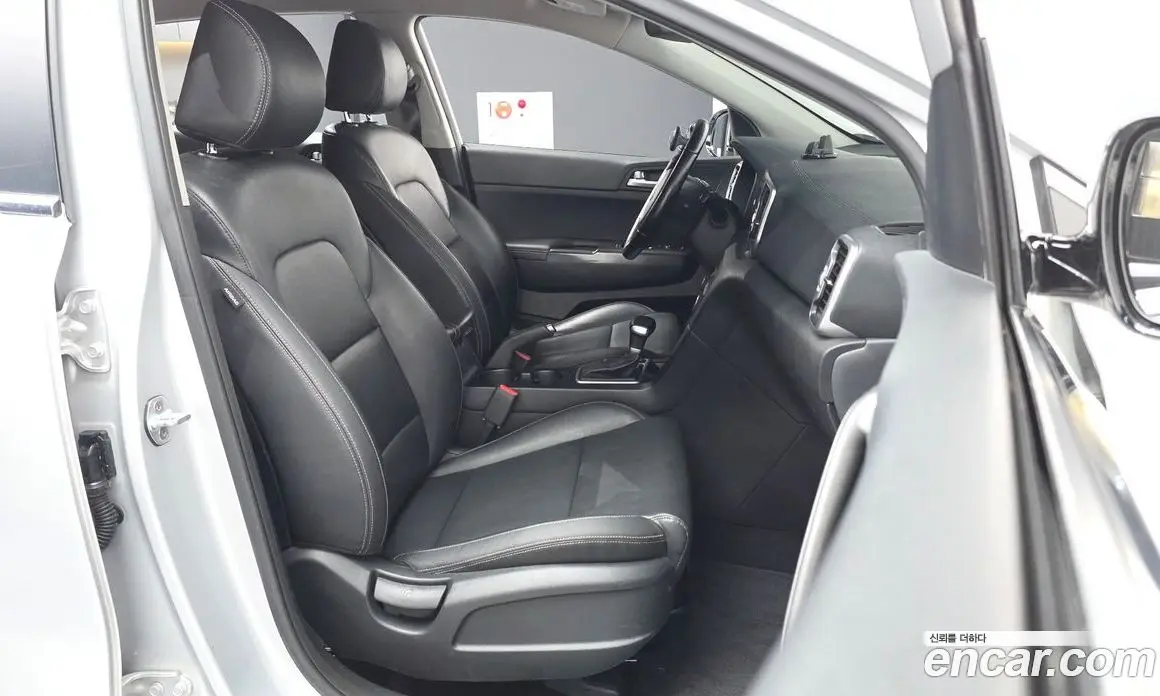 Kia Sportage 2016 1.7 автомат (гидро), фото 11 Kia Sportage 2016 1.7 автомат (гидро), фото 11