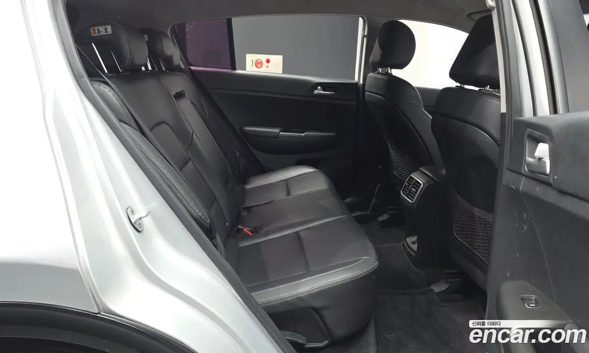 Kia Sportage 2016 1.7 автомат (гидро), фото 12 Kia Sportage 2016 1.7 автомат (гидро), фото 12