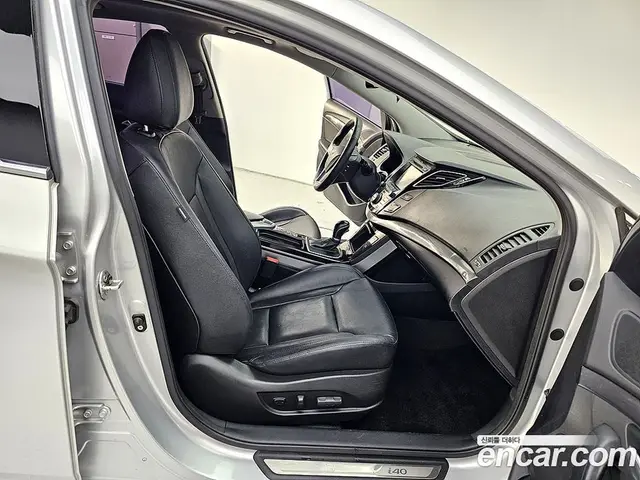 Hyundai i40 2012 1.7 автомат (гидро), миниатюра 11
