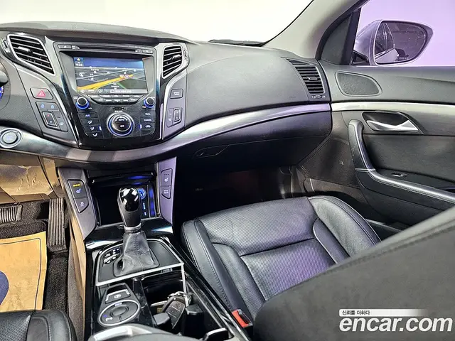 Hyundai i40 2012 1.7 автомат (гидро), миниатюра 10