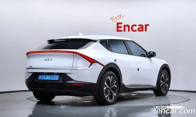 Kia EV6 2022 0.1 автомат (гидро), миниатюра 2