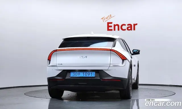 Kia EV6 2022 0.1 автомат (гидро), миниатюра 4