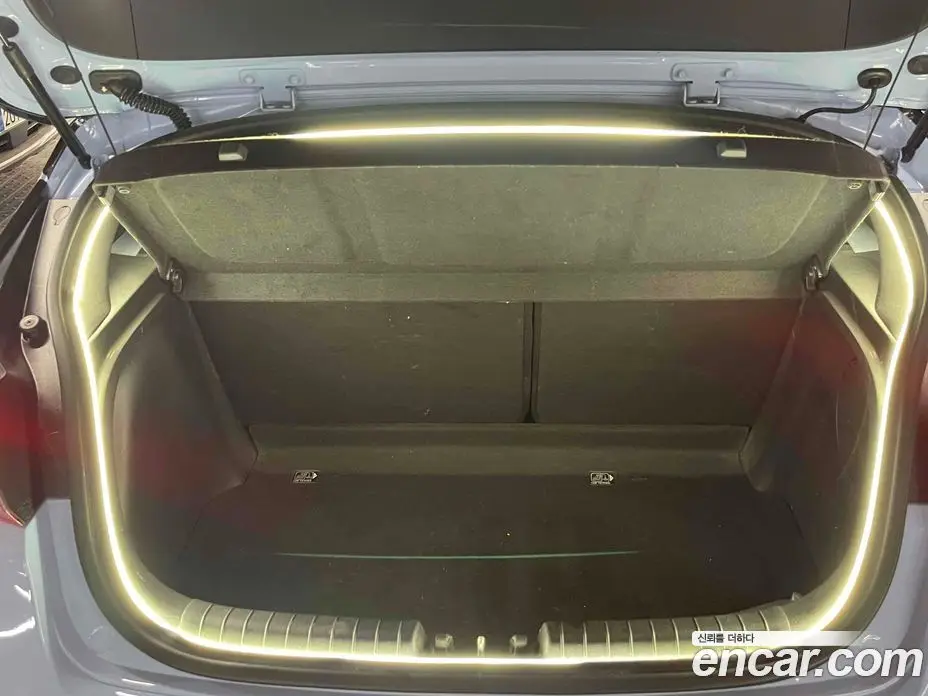 Hyundai Veloster 2018 2.0 механика, фото 14