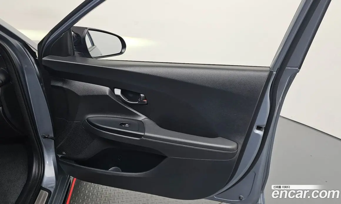 Hyundai Veloster 2019 2.0 механика, фото 14 Hyundai Veloster 2019 2.0 механика, фото 14