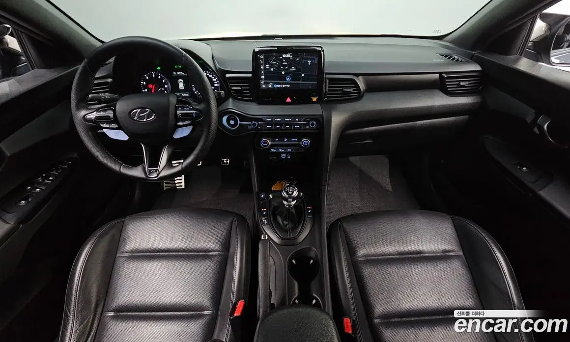 Hyundai Veloster 2019 2.0 механика, фото 10 Hyundai Veloster 2019 2.0 механика, фото 10