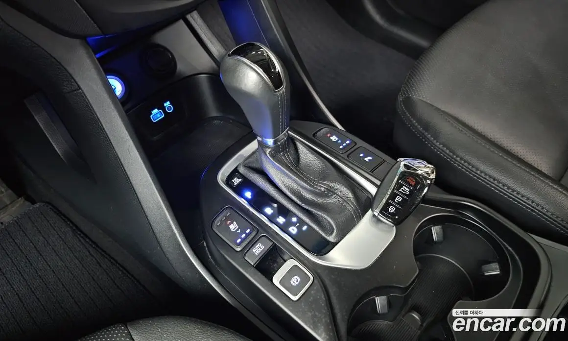 Hyundai Santa Fe 2018 2.0 автомат (гидро), фото 9