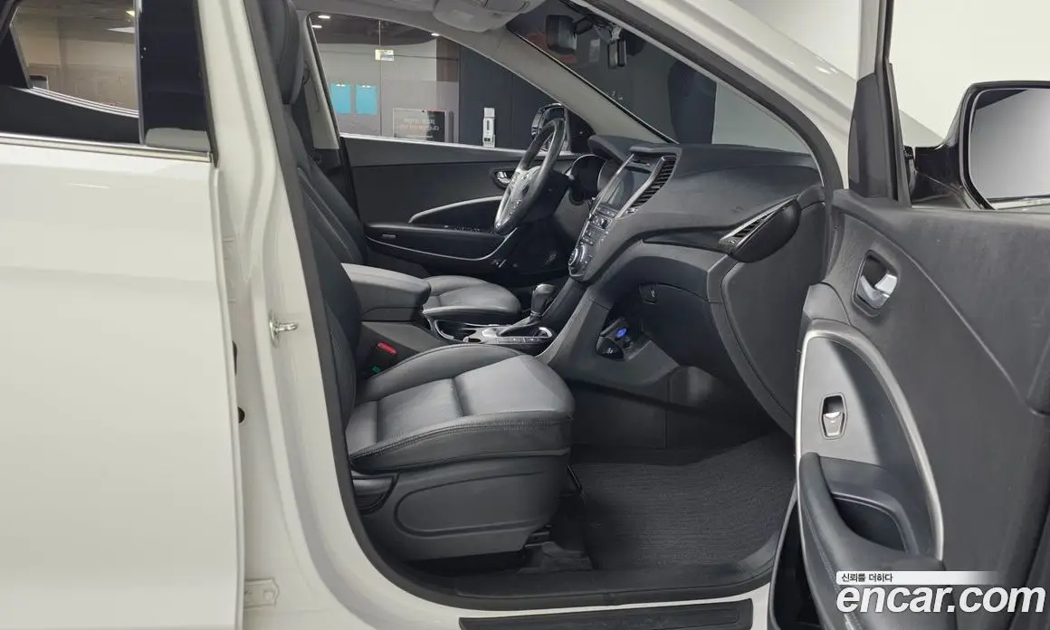 Hyundai Santa Fe 2018 2.0 автомат (гидро), фото 10