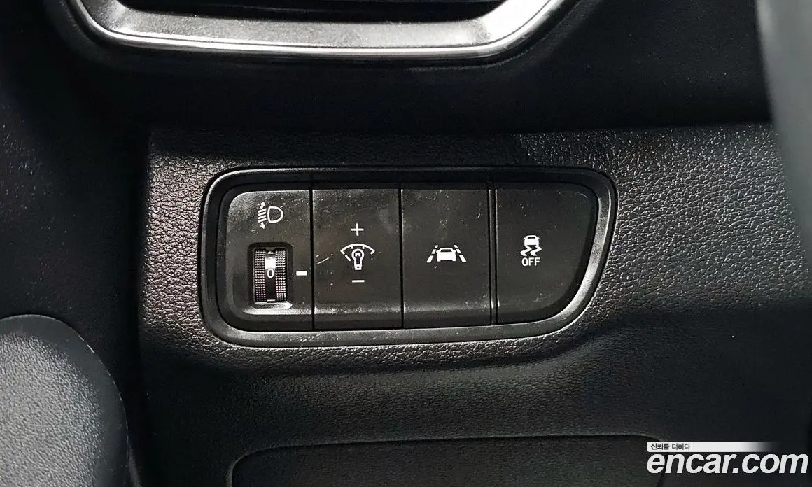 Hyundai Santa Fe 2018 2.0 автомат (гидро), фото 14
