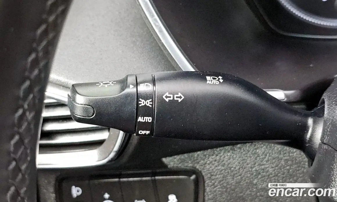 Hyundai Santa Fe 2018 2.0 автомат (гидро), фото 16